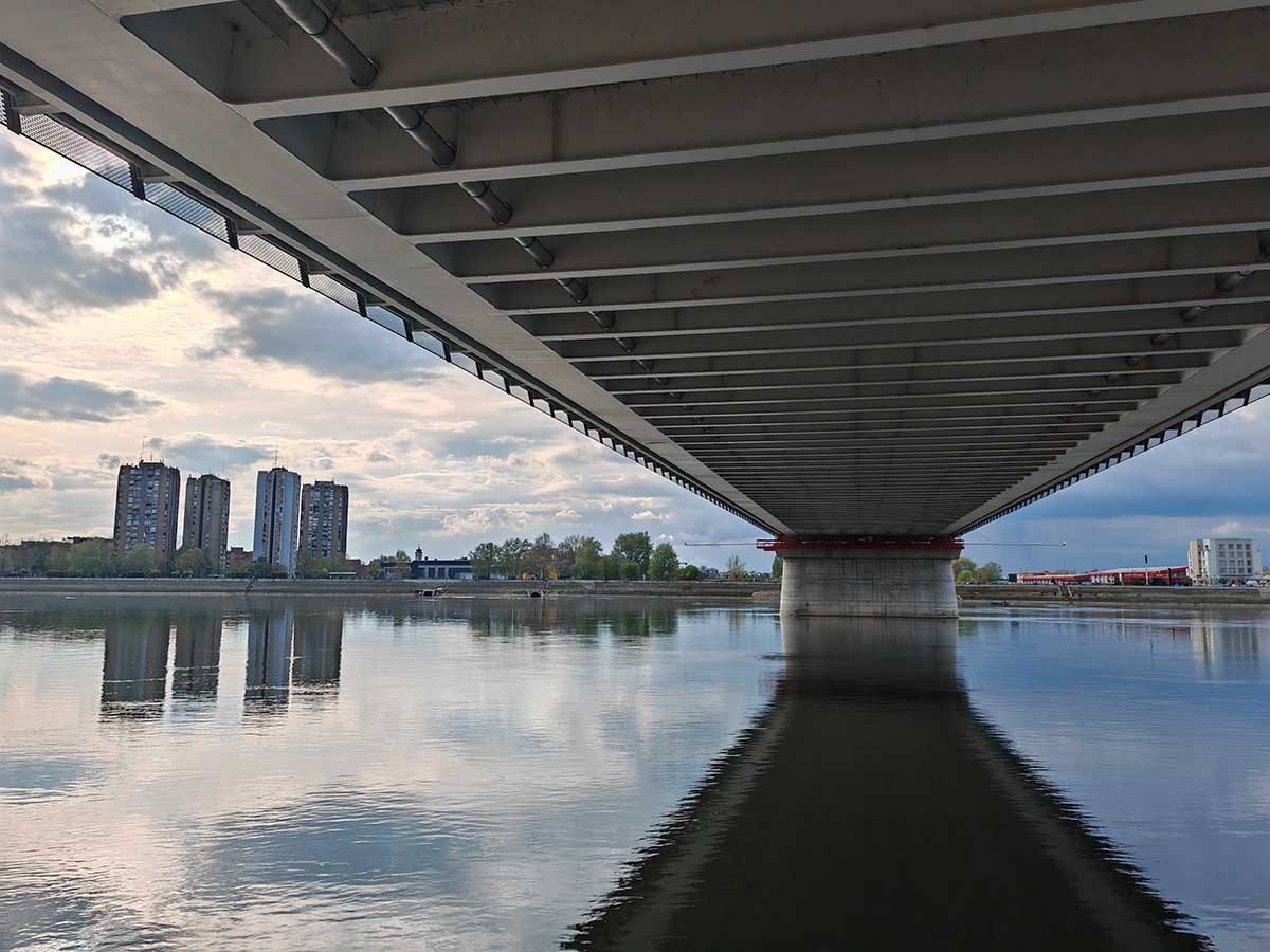  HONOR Magic5 Pro slike danju 14.jpg 