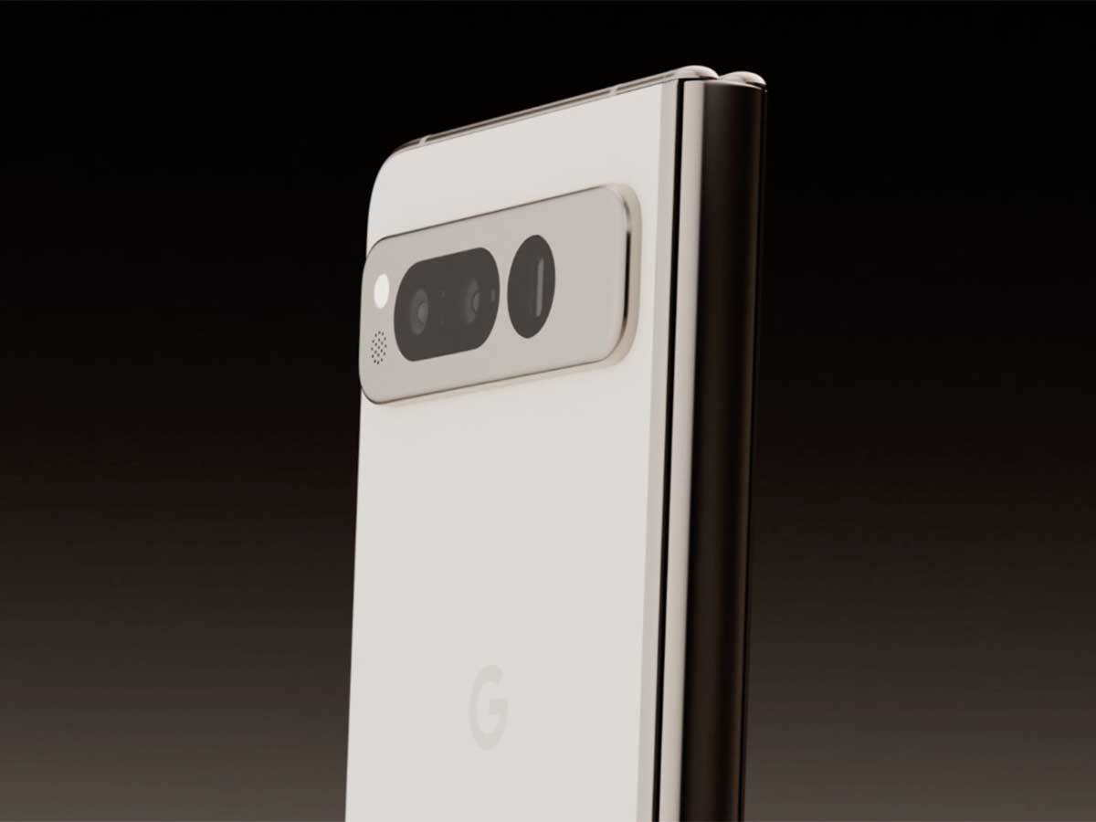 Pixel Fold 2.jpg - Google   Pixel Fold 2.jpg - Google