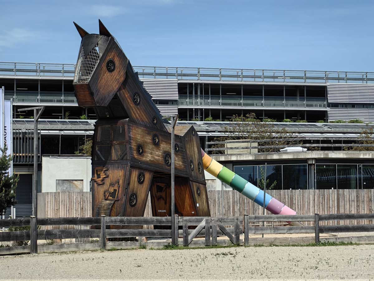 Huawei P60 Pro 10.jpg   Huawei P60 Pro 10.jpg