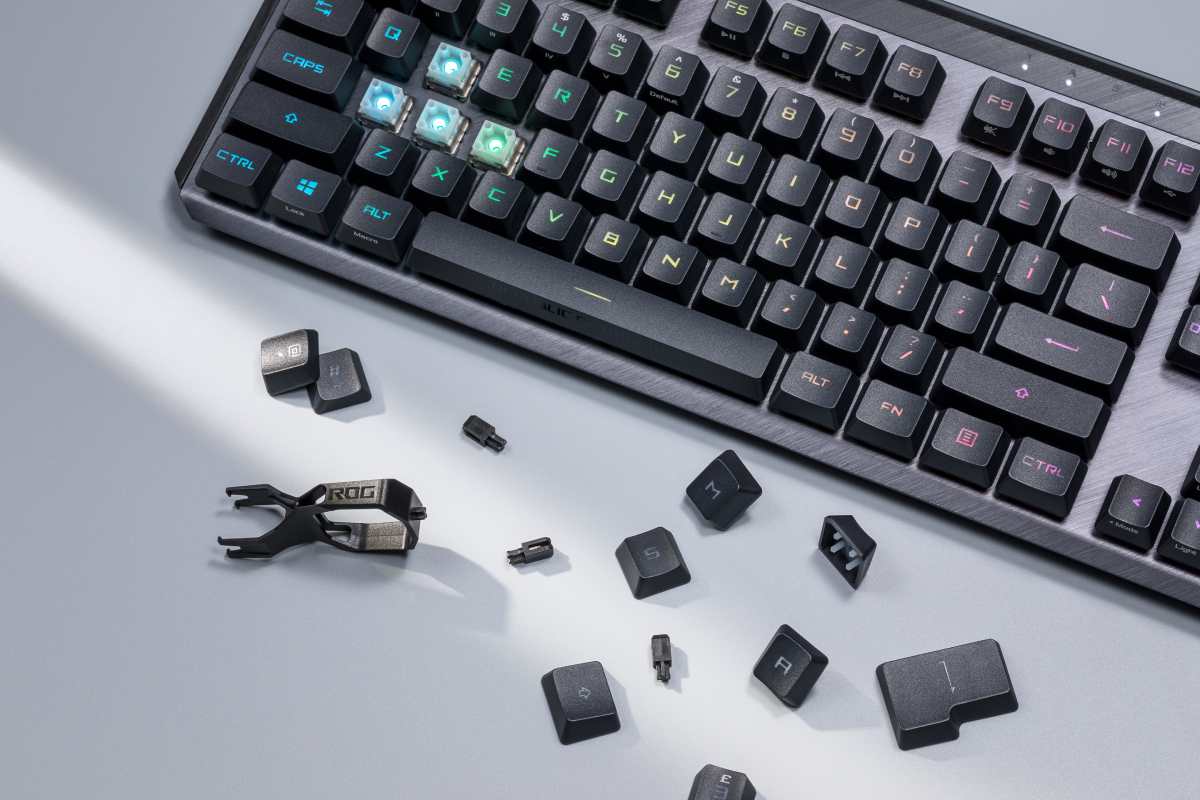  ROG Claymore II tasteri 2.jpg - ASUS 