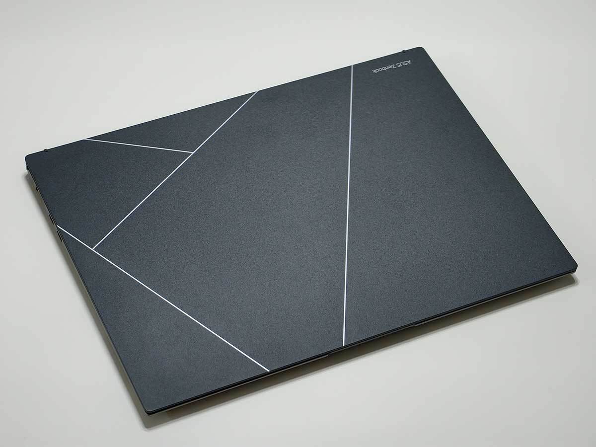  ASUS Zenbook S 13 OLED UX5304 1.jpg - SmartLife / Ilija Baošić 