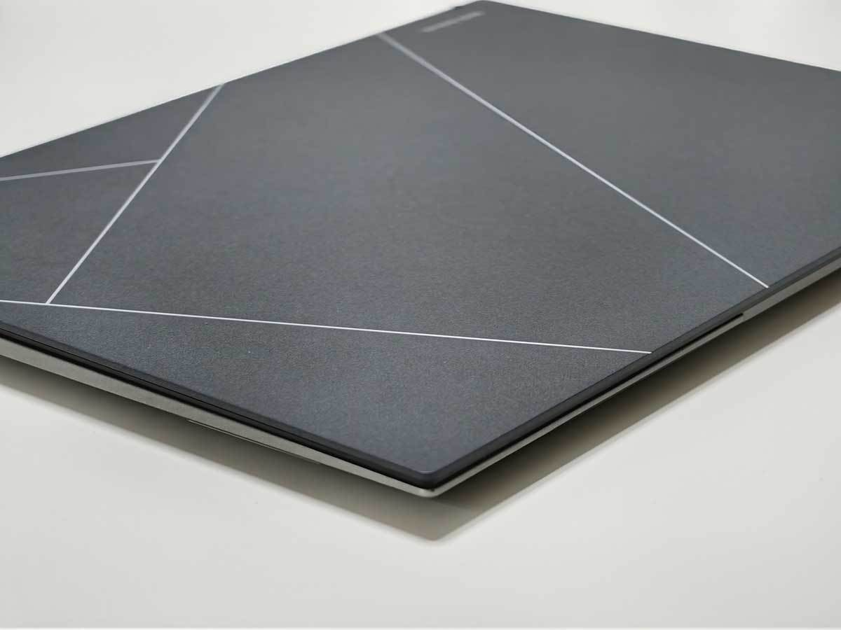 ASUS Zenbook S 13 OLED UX5304 2.jpg - SmartLife / Ilija Baošić   ASUS Zenbook S 13 OLED UX5304 2.jpg - SmartLife / Ilija Baošić