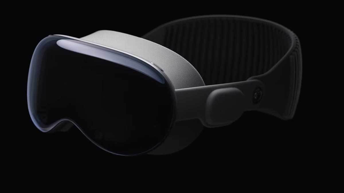  WWDC 2023 — June 5 _ Apple 1-46-52 screenshot.jpg 