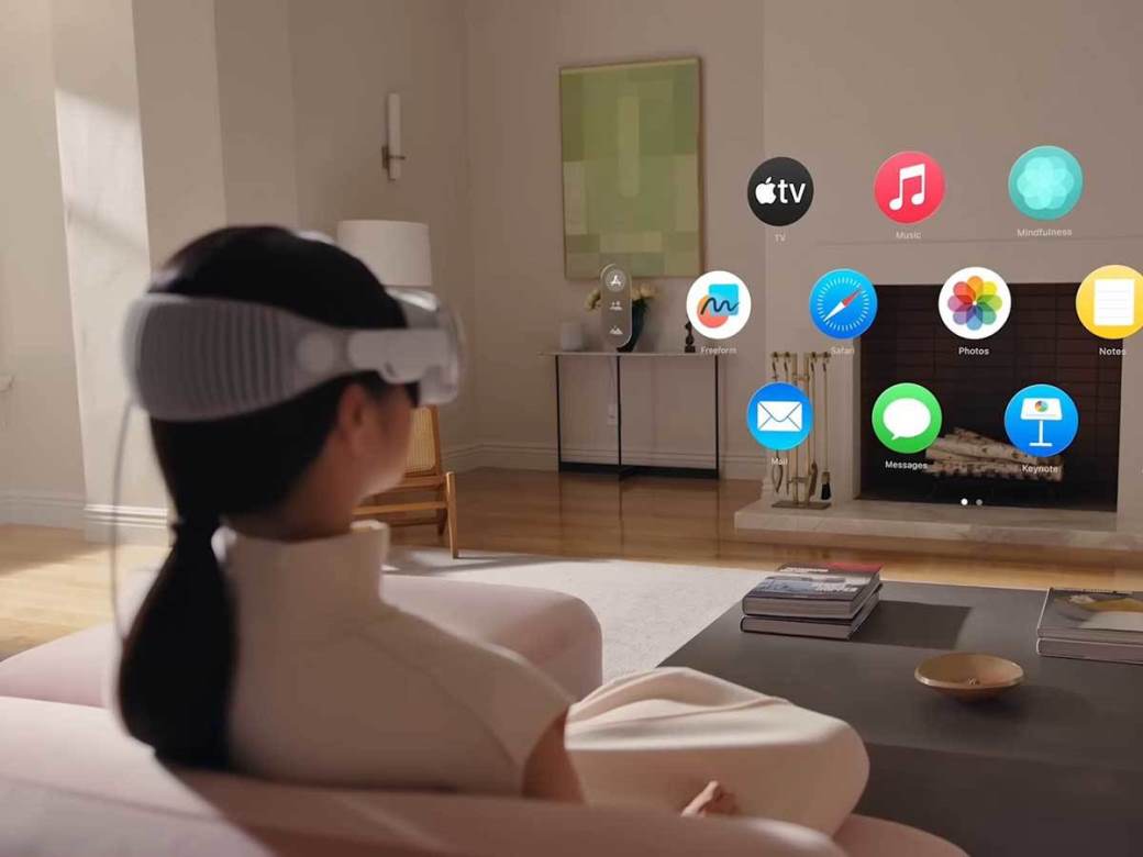 Introducing Apple Vision Pro 0-36 screenshot.jpg Introducing Apple Vision Pro 0-36 screenshot.jpg