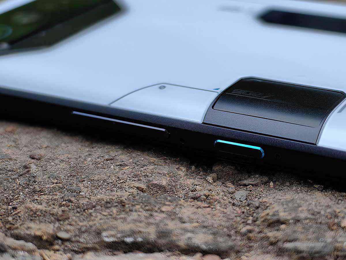  ROG Phone 7 Ultimate dizajn 9.jpg - SmartLife / Ilija Baošić 