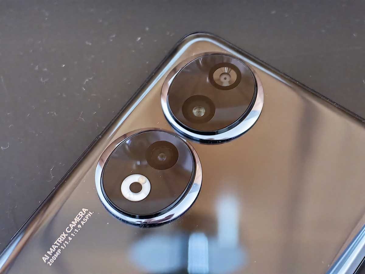 HONOR 90 kamere.jpg   HONOR 90 kamere.jpg