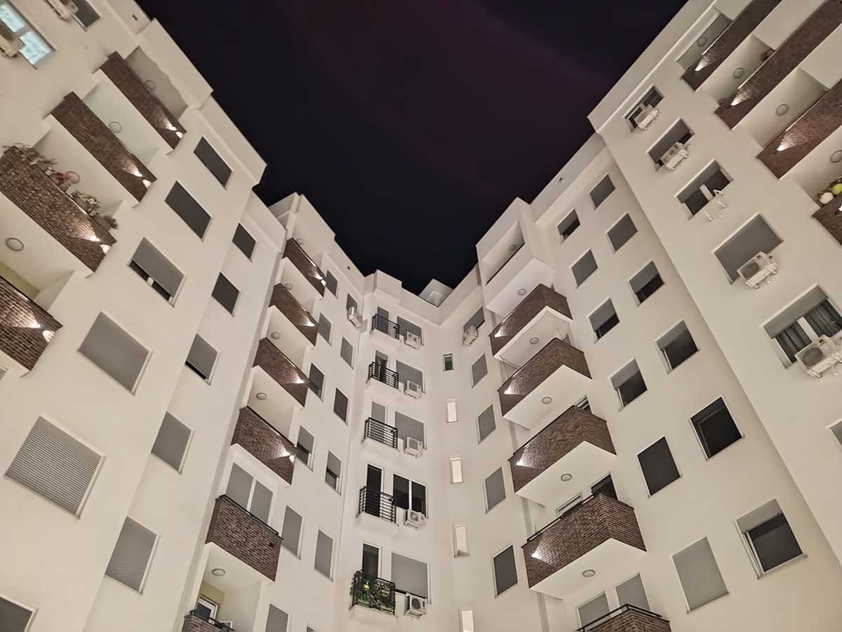 TECNO Spark 10 Pro kamere noć 5.jpg - SmartLife / Ilija Baošić   TECNO Spark 10 Pro kamere noć 5.jpg - SmartLife / Ilija Baošić