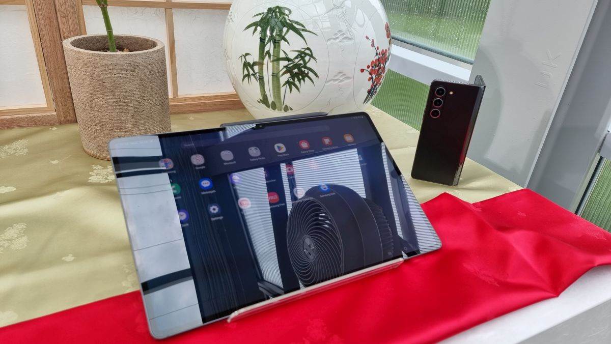 Samsung Galaxy Tab S9 tablet   Samsung Galaxy Tab S9 tablet