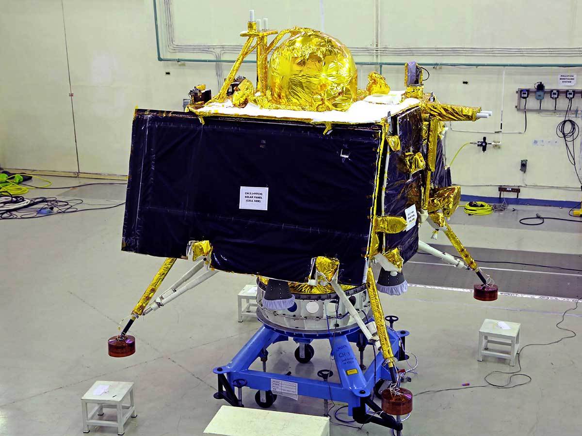 Chandrayaan 3 4.jpg.jpeg - ISRO, TAVD / URSC   Chandrayaan 3 4.jpg.jpeg - ISRO, TAVD / URSC