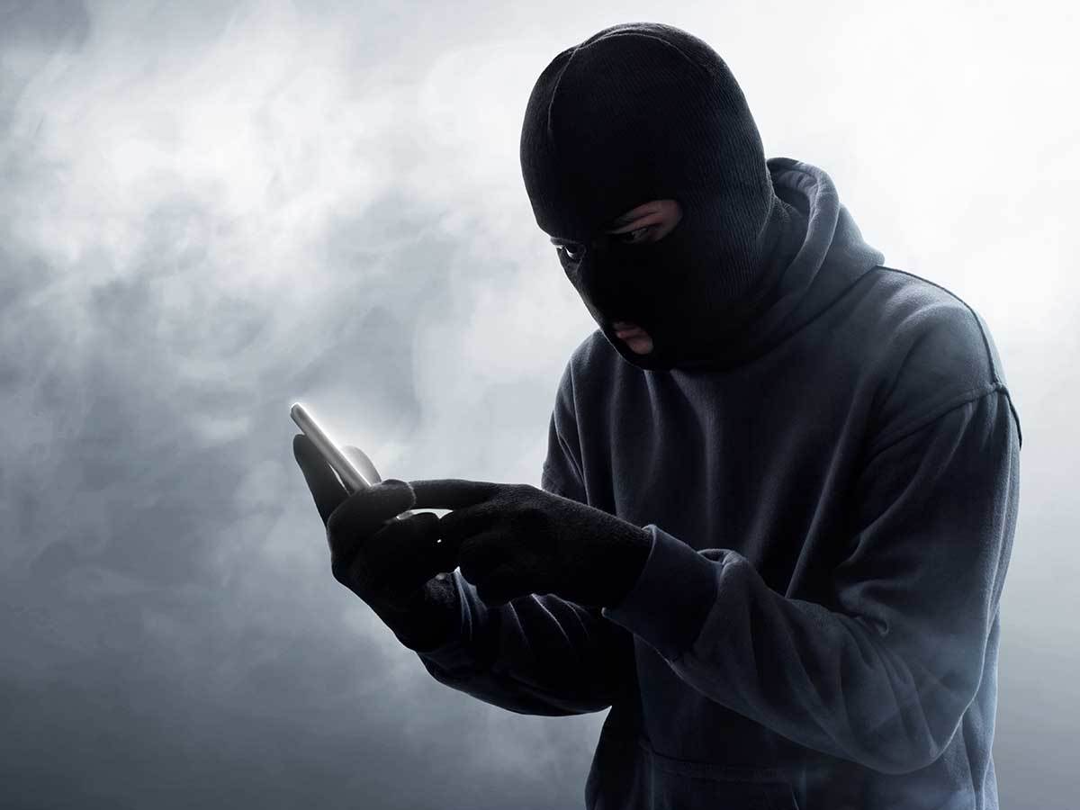 Lopov ukrao telefon   Lopov ukrao telefon