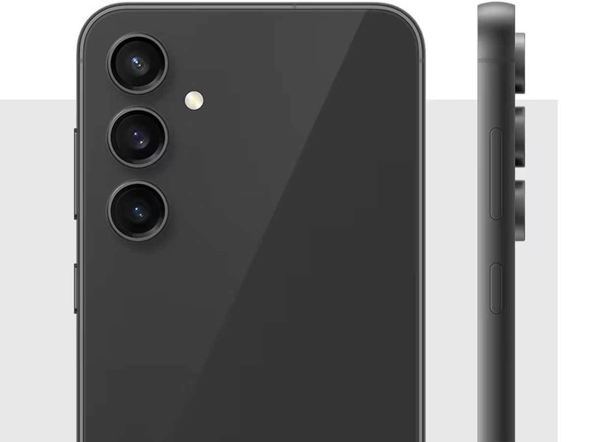  Samsung Galaxy S23 FE 3.jpeg 