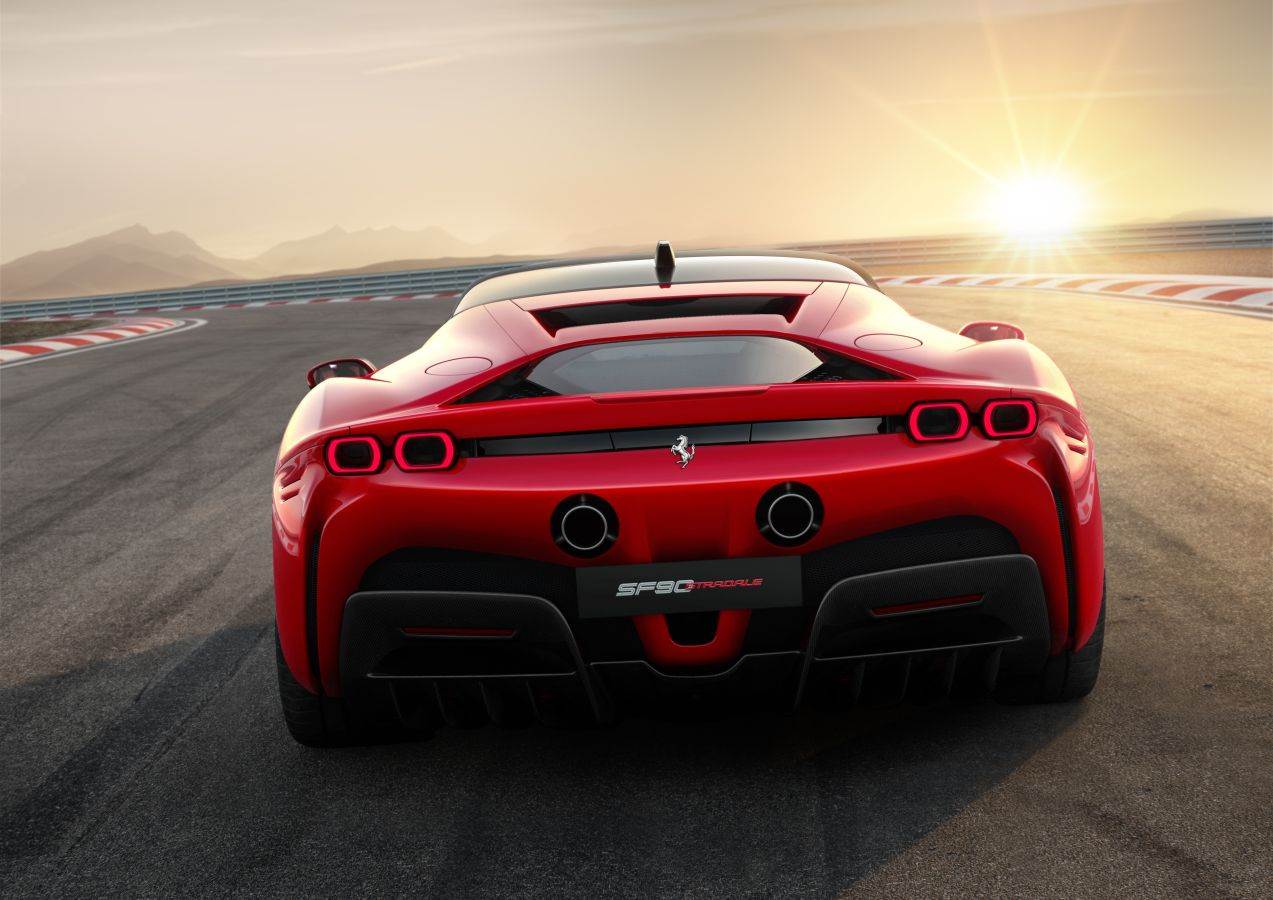  Ferrari SF90 Stradale – prvi Ferrari sa hibridnim pogonom - Ferrari 