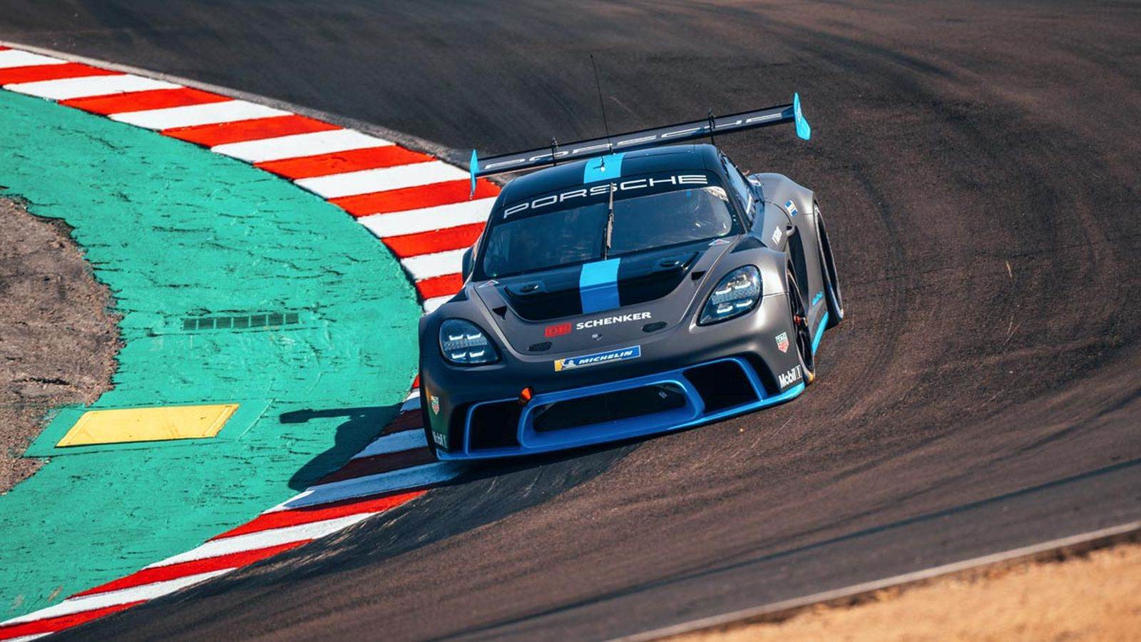  Porsche GT4 e-Performance, Porše, Električni automobil - Privatna arhiva 