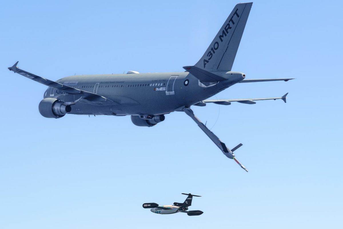 Airbus _ dronovi _ autonomno dopunjavanje goriva u vazduhu _ Foto Airbus (2).jpg Airbus _ dronovi _ autonomno dopunjavanje goriva u vazduhu _ Foto Airbus (2).jpg
