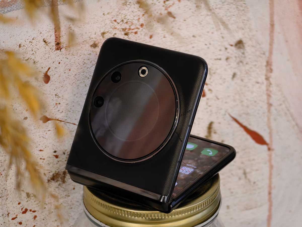 TECNO Phantom V Flip izgled   TECNO Phantom V Flip izgled