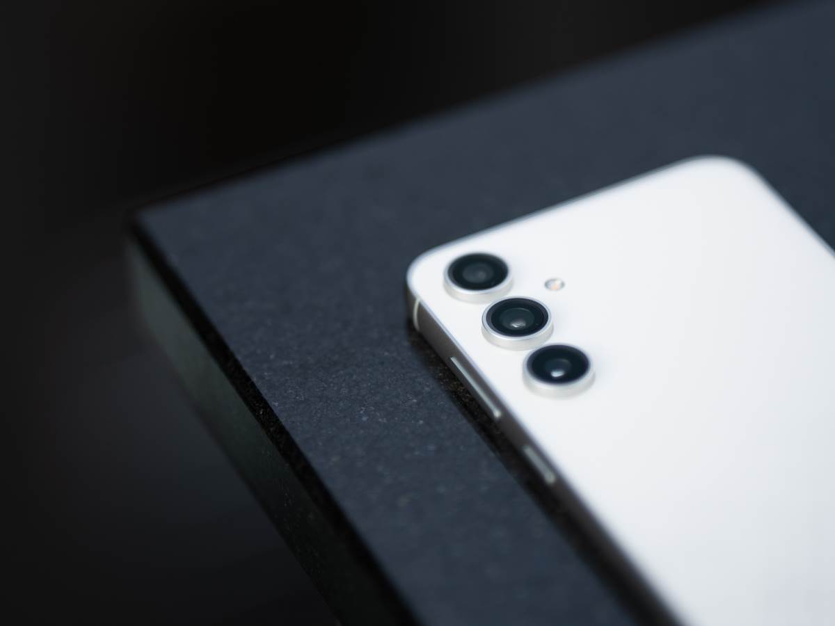  Samsung Galaxy S23 FE _ Foto Uroš Arsić (1).jpg - Mondo / Uroš Arsić 