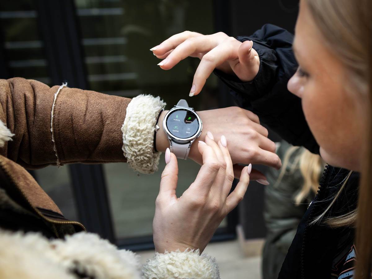 Samsung Galaxy Watch6 Classic _ pametni sat _ Foto Stefan Stojanović (3).jpg Samsung Galaxy Watch6 Classic _ pametni sat _ Foto Stefan Stojanović (3).jpg