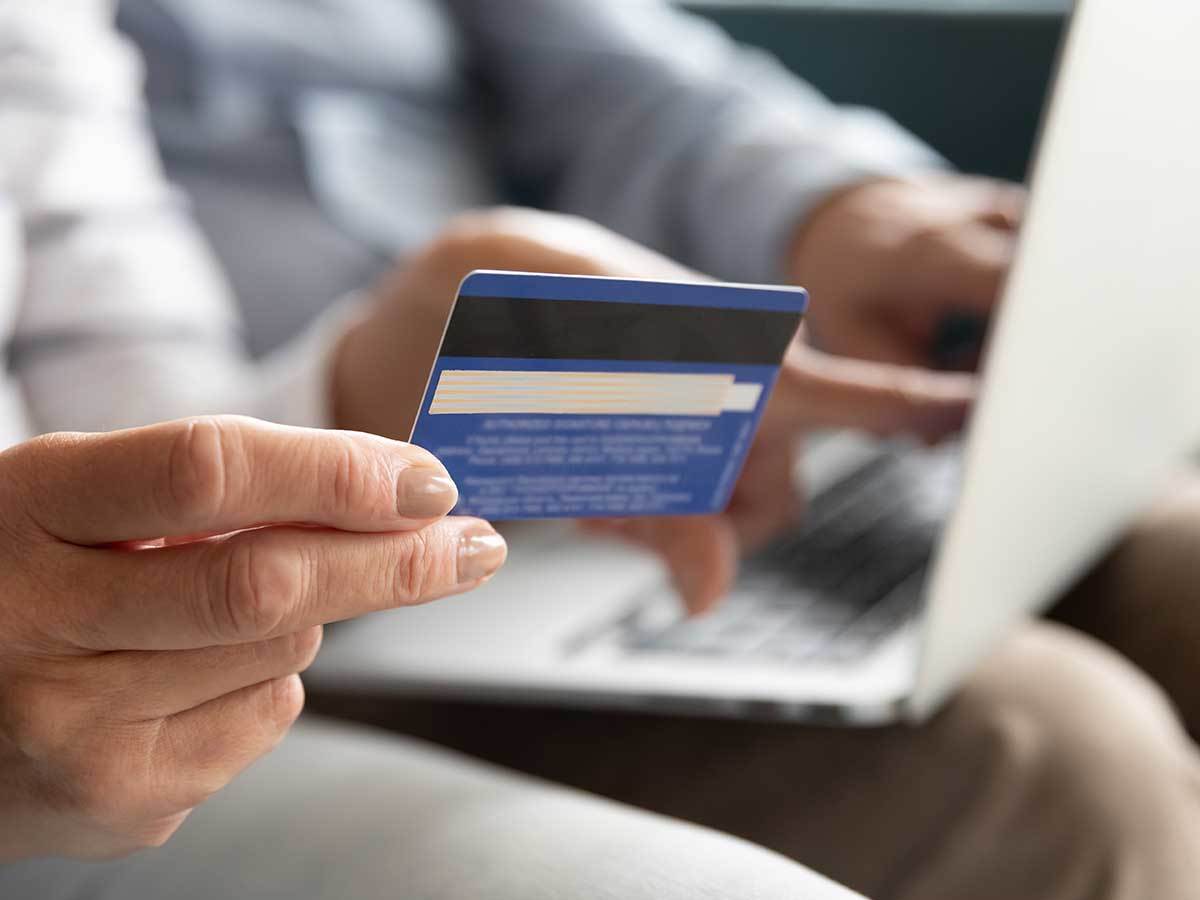  Bankovna kartica onlajn plaćanje 