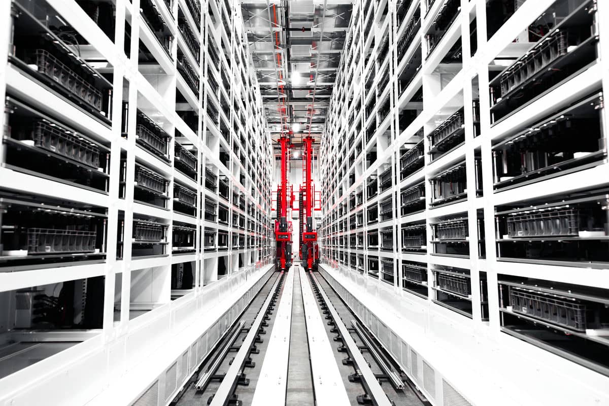 10_BatteryManufacturing_00.jpg   10_BatteryManufacturing_00.jpg