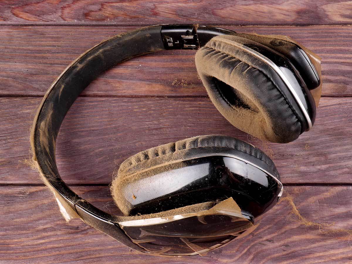Prljave over-ear slušalice Prljave over-ear slušalice