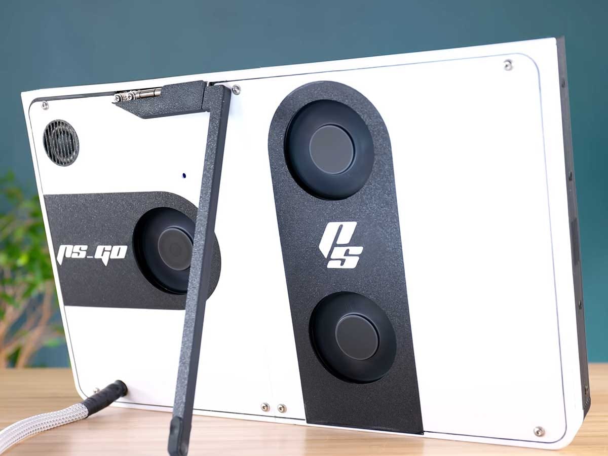  Building the WORLDS FIRST PlayStation 5_ Tablet Edition 16-10 screenshot.jpg - DIY Perks 