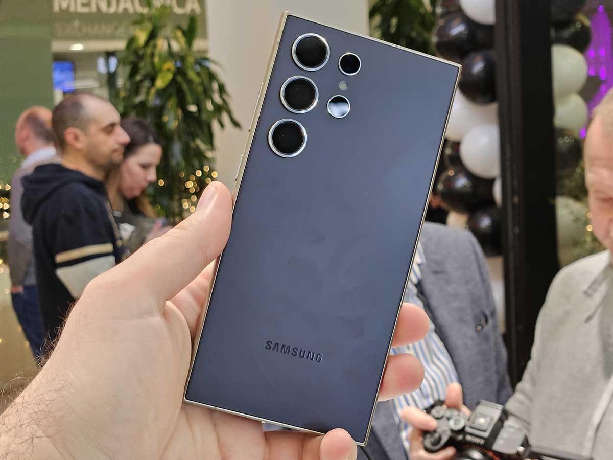  Galaxy S24 Ultra 10.jpg 