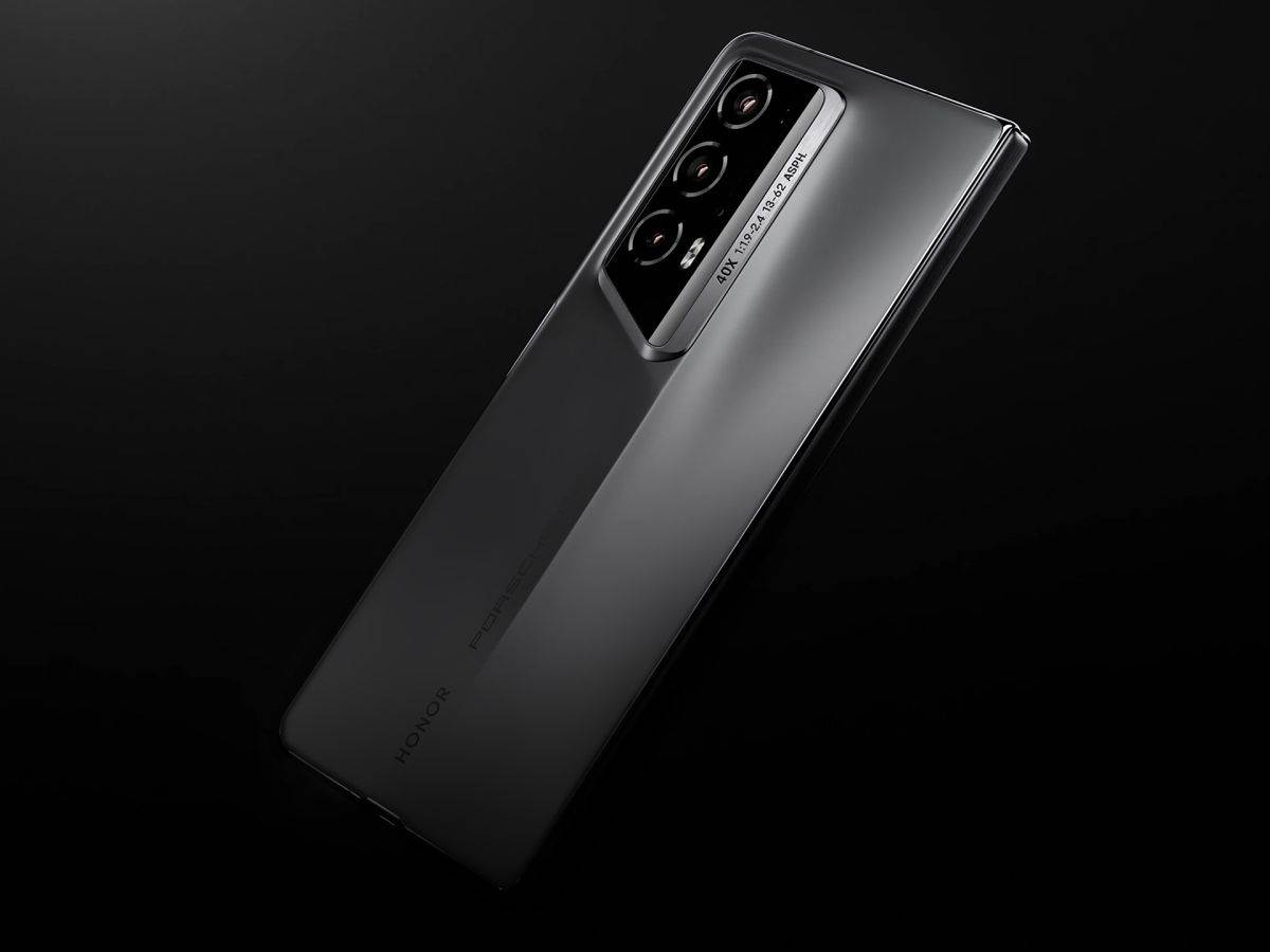  HONOR Magic V2 RSR Porsche Design _ telefon na preklop _ Foto Honor (2).jpg - Honor 