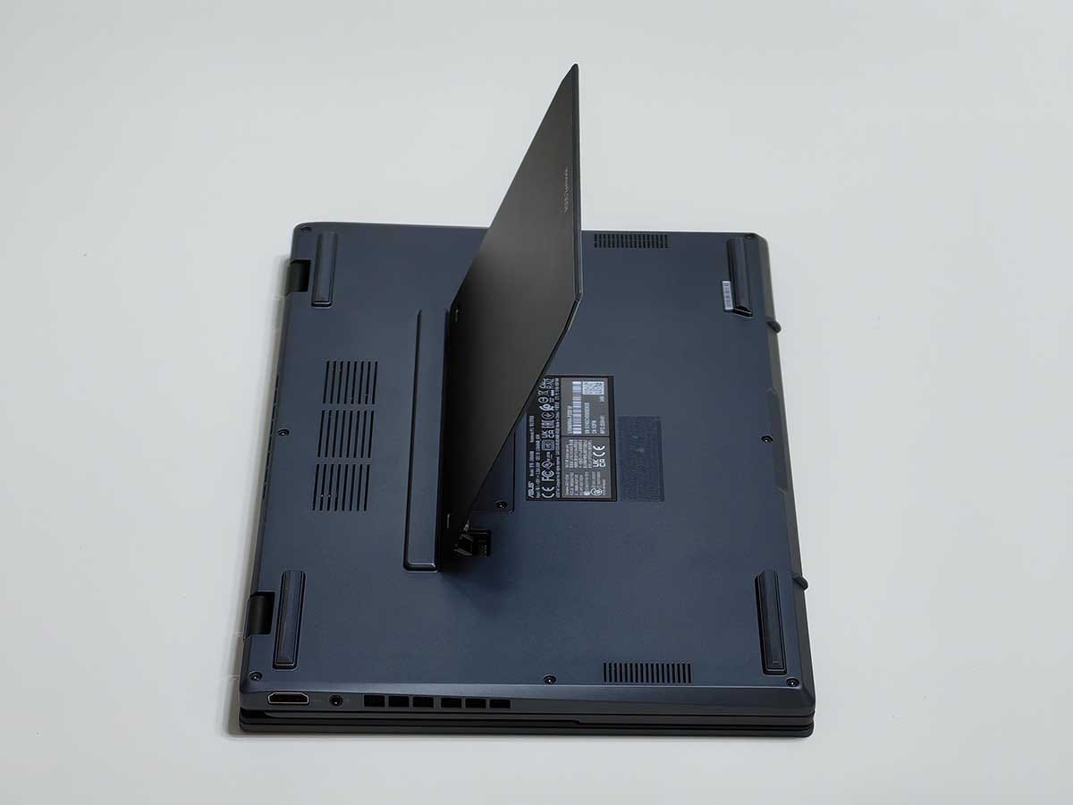  Zenbook Duo 2024 9.jpg 