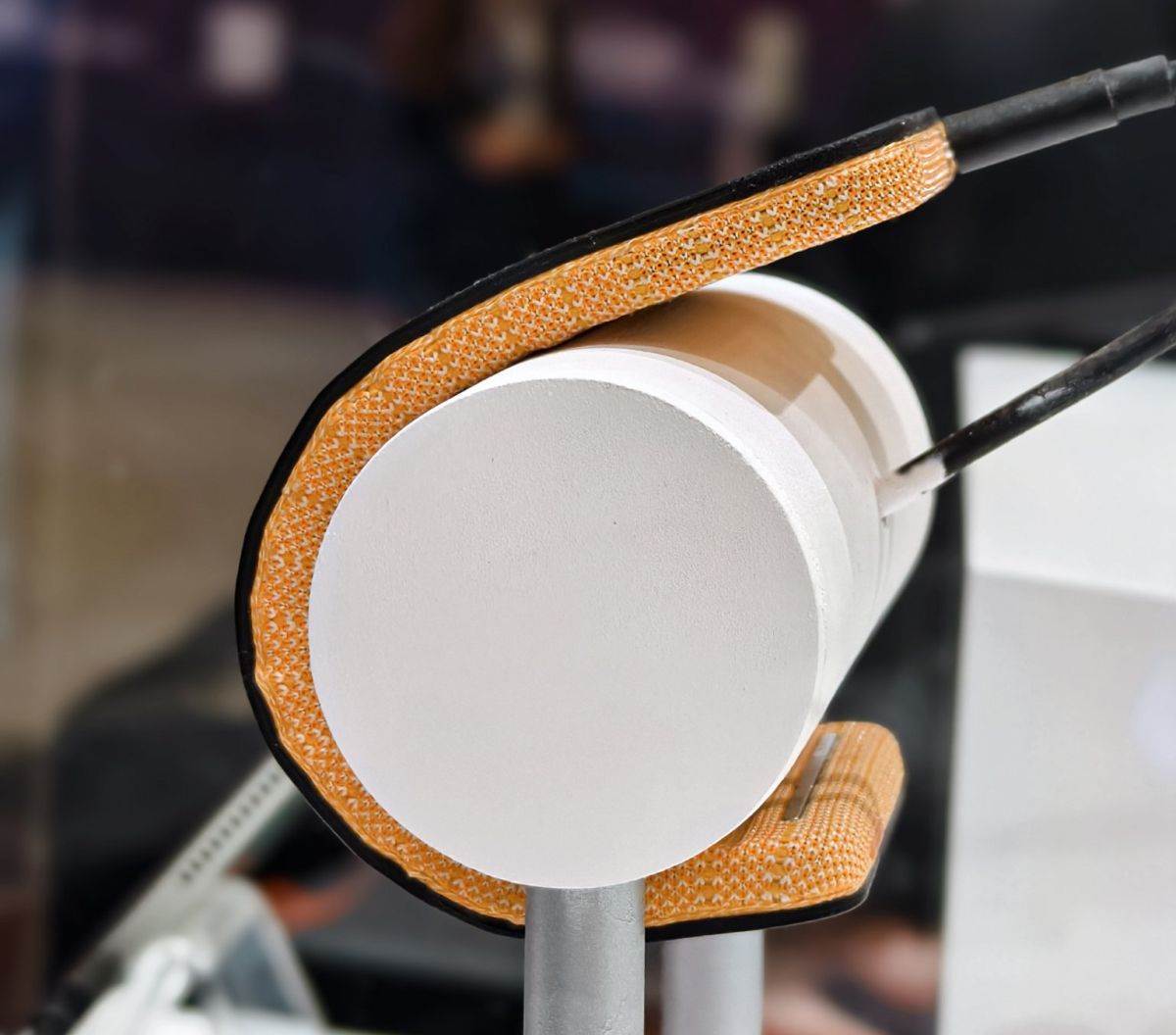  Motorola _ savitljivi telefon _ adaptivni displej _ Foto Twitter @gogiinc (4).jpg - Twitter / @gogiinc 