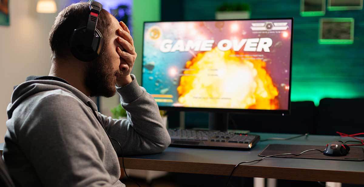 Tužan gejmer Game over ekran   Tužan gejmer Game over ekran