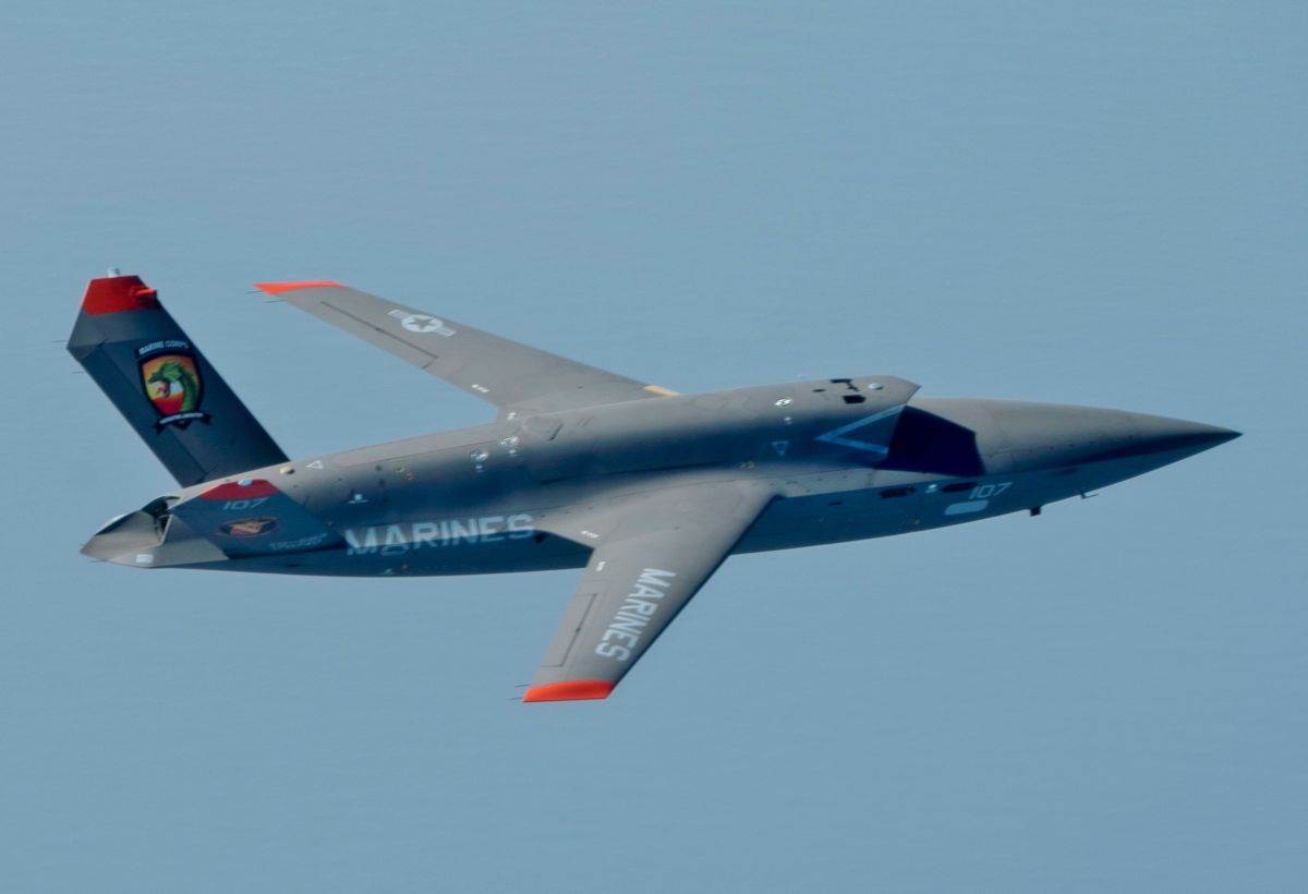 Kratos XQ-58 Valkyrie _ borbeni dron _ Foto Wikimedia Public domain (3).jpg   Kratos XQ-58 Valkyrie _ borbeni dron _ Foto Wikimedia Public domain (3).jpg