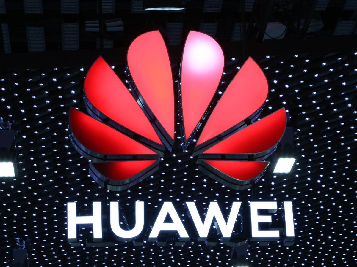 Huawei logo _ Foto Huawei.jpg   Huawei logo _ Foto Huawei.jpg