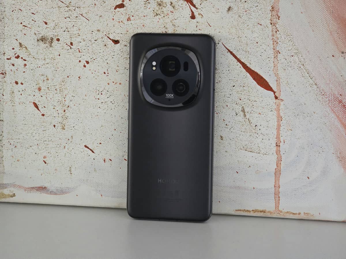  HONOR Magic6 Pro 12.jpg 