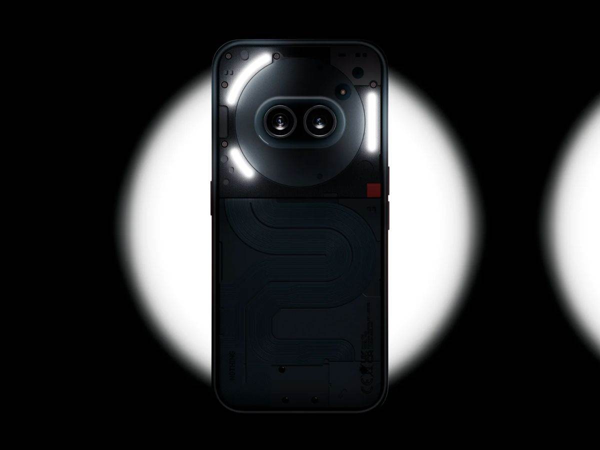 Nothing Phone (2a) _ Foto Nothing (1).jpg - Nothing   Nothing Phone (2a) _ Foto Nothing (1).jpg - Nothing