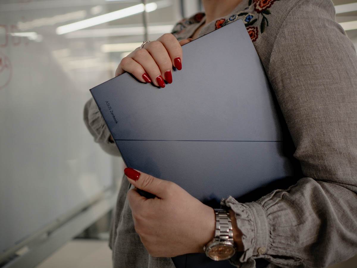  1 asus_zenbook_smartlife_stefan_stojanović_ (14).jpg - Stefan Stojanovic/Stefan_Stojanovic 