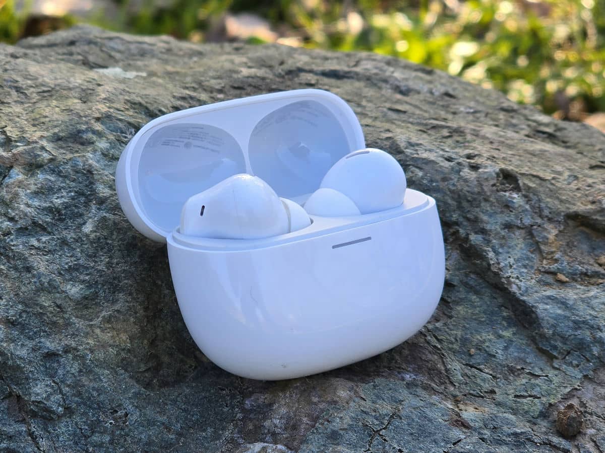 Redmi Buds 5 Pro dizajn 1.jpg - SmartLife / Ilija Baošić   Redmi Buds 5 Pro dizajn 1.jpg - SmartLife / Ilija Baošić