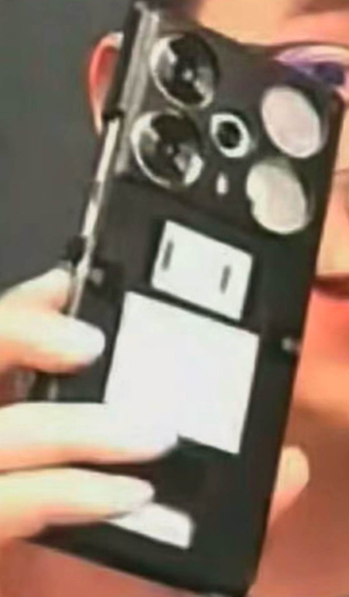 Redmi Turbo 3 _ prvi snimci _ renderi _ Foto Weibo fixed focus digital (3).jpg   Redmi Turbo 3 _ prvi snimci _ renderi _ Foto Weibo fixed focus digital (3).jpg