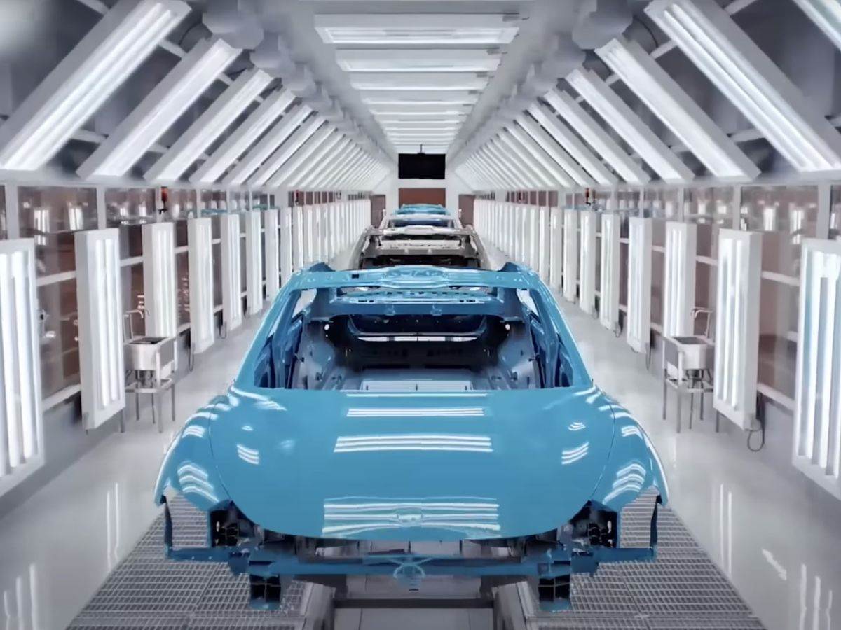 Xiaomi SU7 - proizvodnja _ Foto YouTube DiscoverChinaAuto.jpg   Xiaomi SU7 - proizvodnja _ Foto YouTube DiscoverChinaAuto.jpg