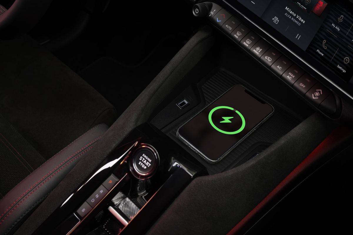  Alfa Romeo Milano _ Foto Alfa Romeo (12).jpg - Alfa Romeo 