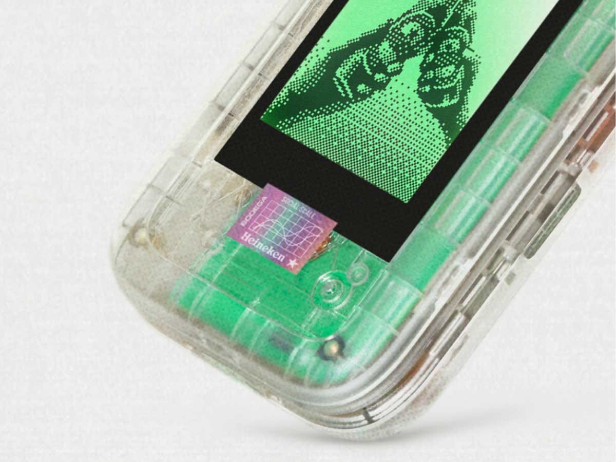  Boring Phone 7.jpg - Heineken 