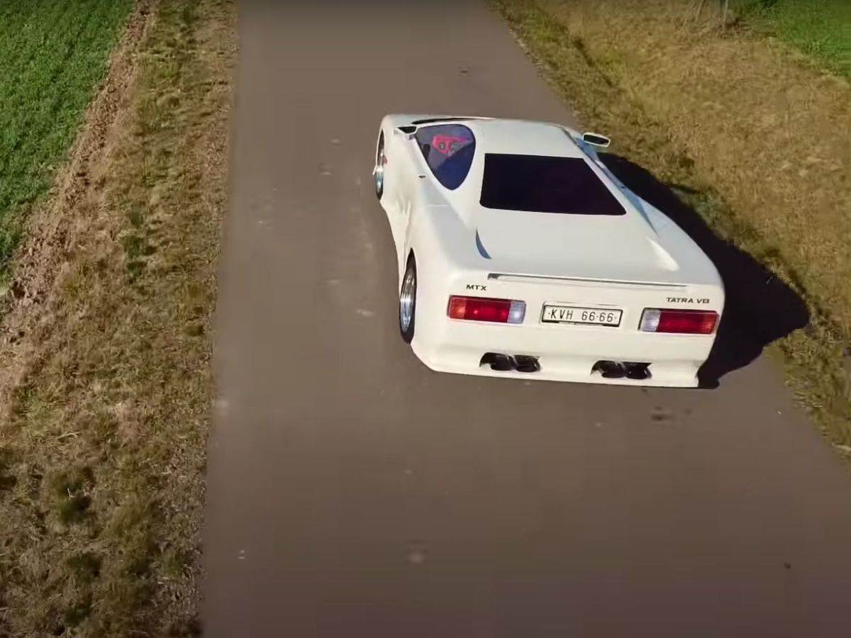  MTX Tatra V8 _ YouTube Steering Media (3).jpg - YouTube / Steering Media 