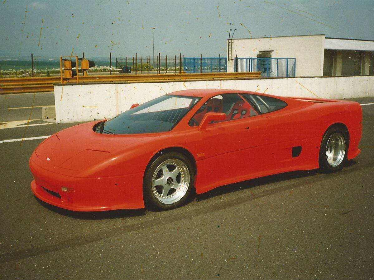  MTX Tatra V8 _ Wikimedia Miloš700.jpg 