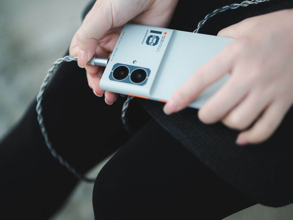  Moondrop MIAD 01 _ telefon za audiofile _ Foto Moondrop Lab (5).jpg 