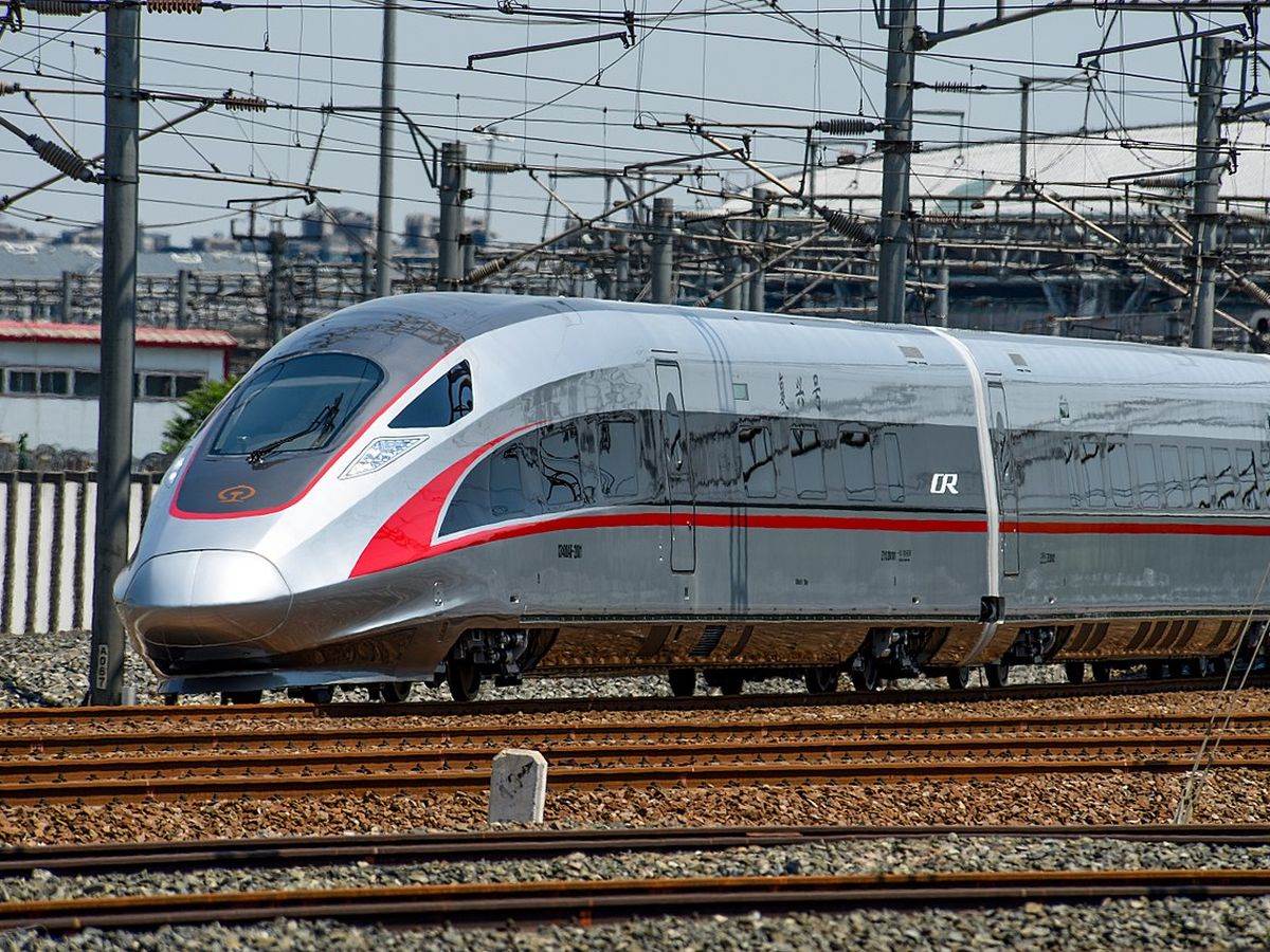 CR400AF kineski brzi voz _ Foto Wikimedia N509FZ.jpg CR400AF kineski brzi voz _ Foto Wikimedia N509FZ.jpg