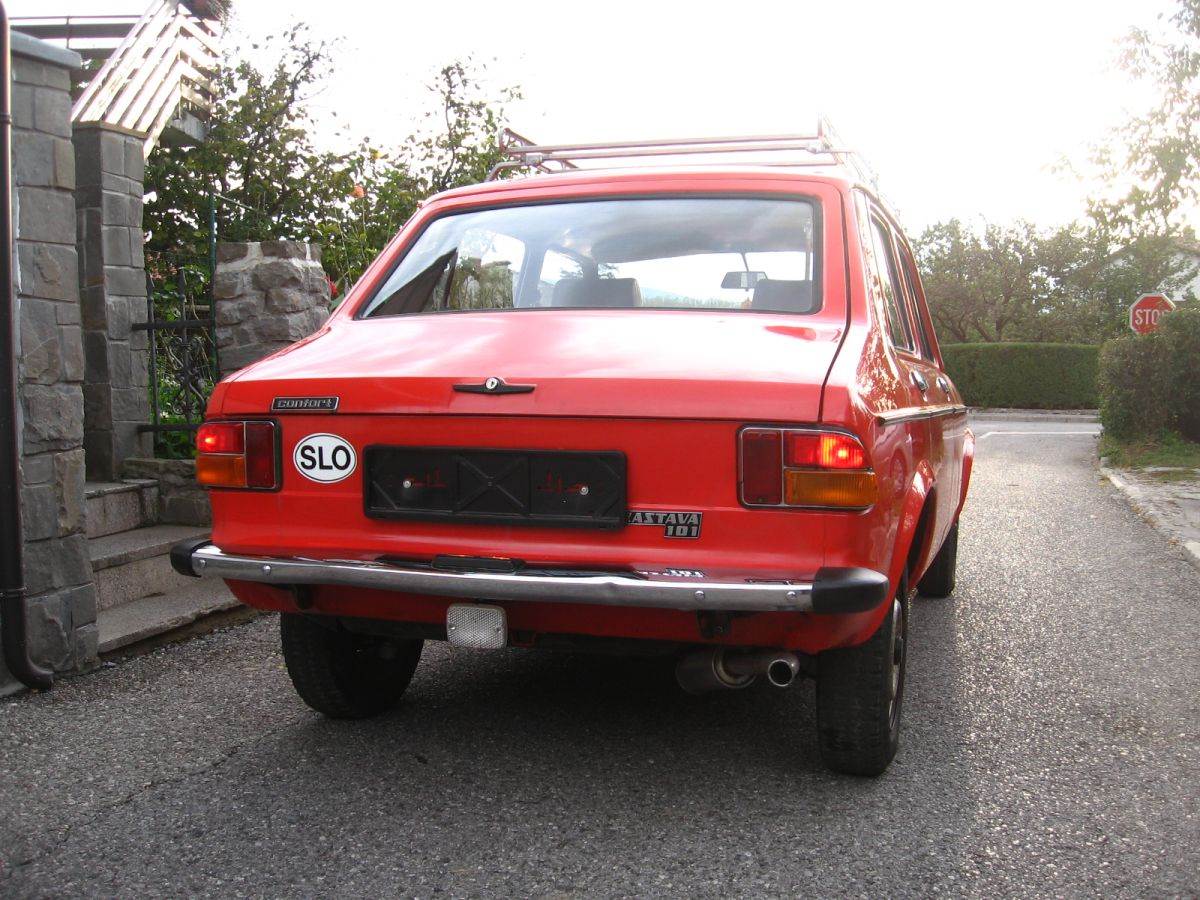 2 Zastava 101 _ Stojadin _ Foto Wikimedia Starie (2).jpg - Wikimedia / Starie   2 Zastava 101 _ Stojadin _ Foto Wikimedia Starie (2).jpg - Wikimedia / Starie