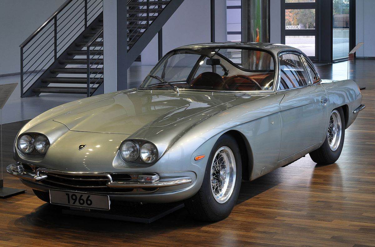 Lamborghini 350 GT _ Foto Ralf Roletschek.jpg - Wikimedia / Ralf Roletschek   Lamborghini 350 GT _ Foto Ralf Roletschek.jpg - Wikimedia / Ralf Roletschek