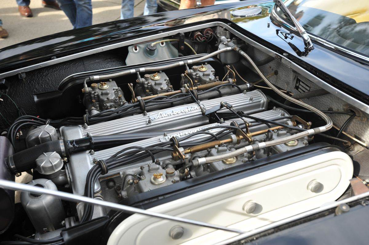 Lamborghini 350 GT _ Foto Edgy01.jpg - Wikimedia / Edgy01   Lamborghini 350 GT _ Foto Edgy01.jpg - Wikimedia / Edgy01