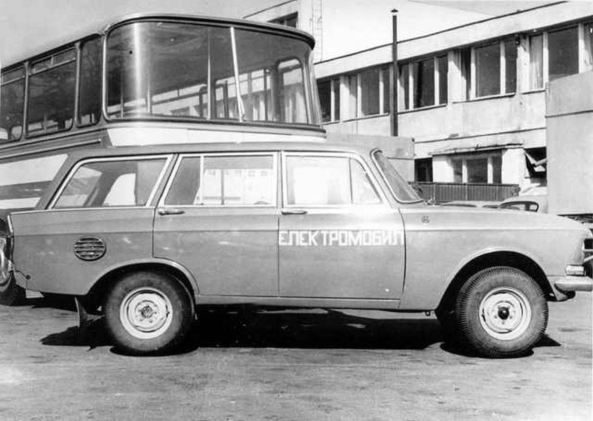 Moskvič elektromobil _Foto Facebook Советские автомобили   Moskvič elektromobil _Foto Facebook Советские автомобили
