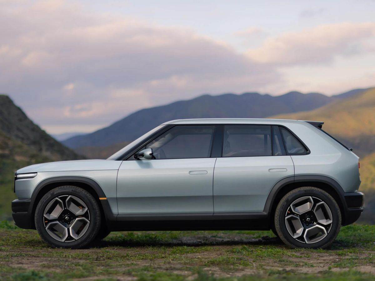  Rivian R3 _ Foto Rivian (10).jpg - Rivian 