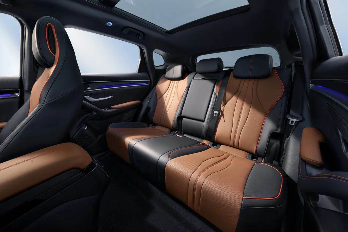 BYD Seal U DM-i _ plug-in hibrid SUV _ Foto BYD (9).jpg - BYD   BYD Seal U DM-i _ plug-in hibrid SUV _ Foto BYD (9).jpg - BYD